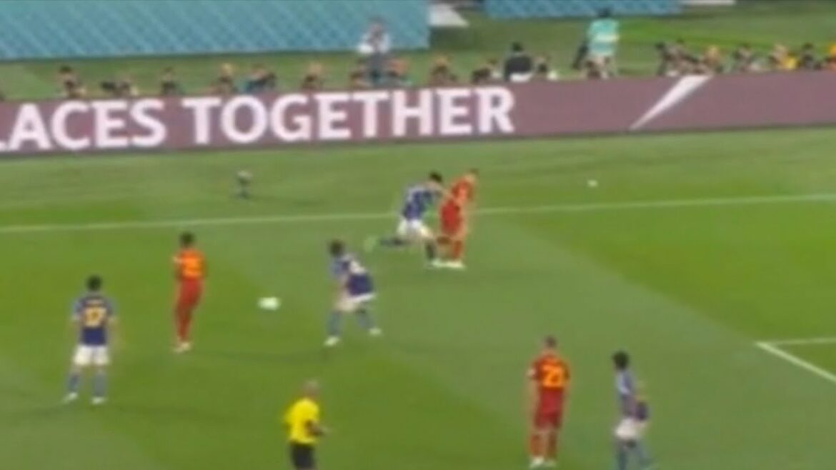 Takehiro Tomiyasu, qui n'est pas au niveau après sa blessure