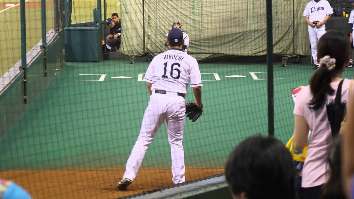 Saitama Seibu Lions Yusei Kikuchi pratique de lancer (Yusei Kikuchi)