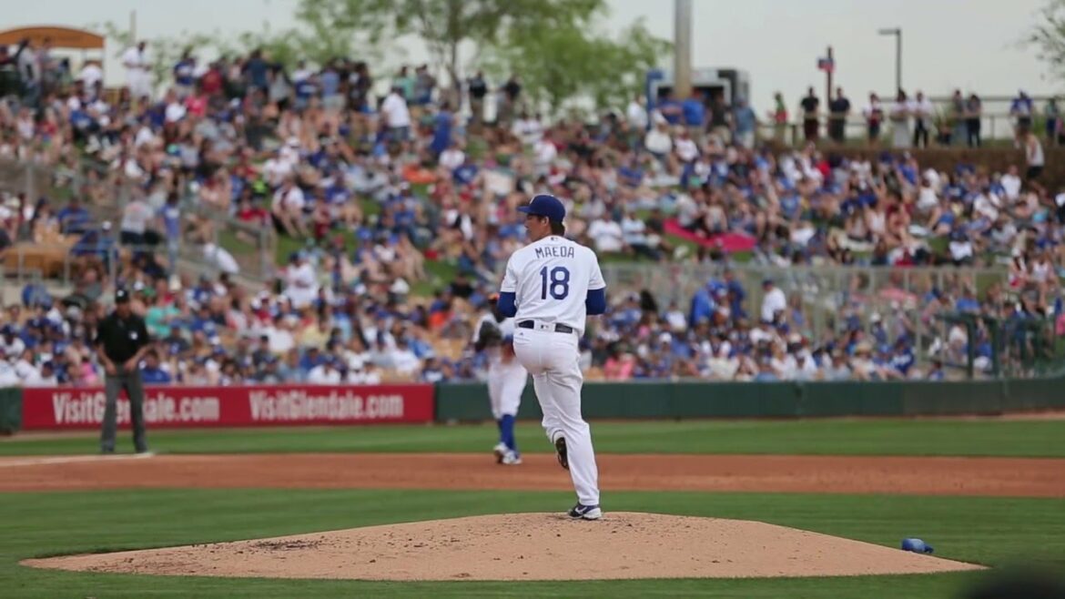 -[DODGERS] KENTA MAEDA (MAEDENTA / Kenta Maeda / 마에다 켄타) LANCEMENT DES DÉBUTS DE LA MLB POUR LE CAMP 2016 (3/5/2016)