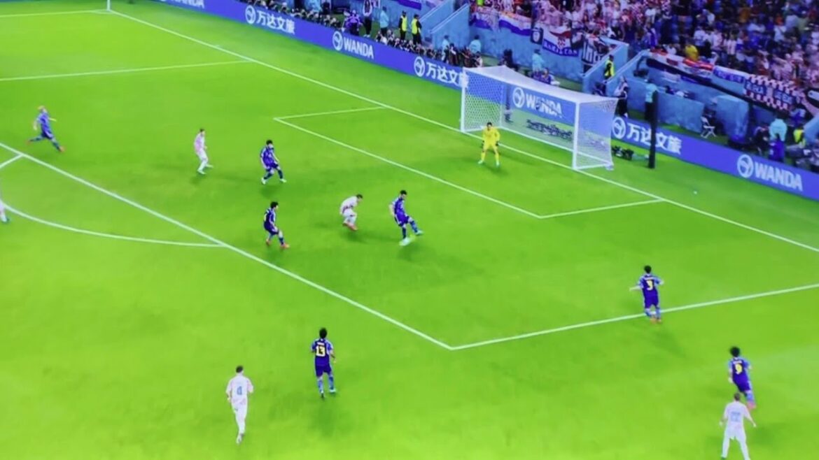 Maya Yoshida rate une passe qui ne ressemble pas à une Coupe du monde