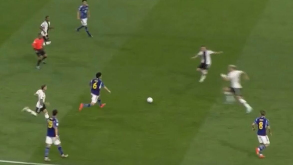 Wataru Endo qui devient chanteur temporairement