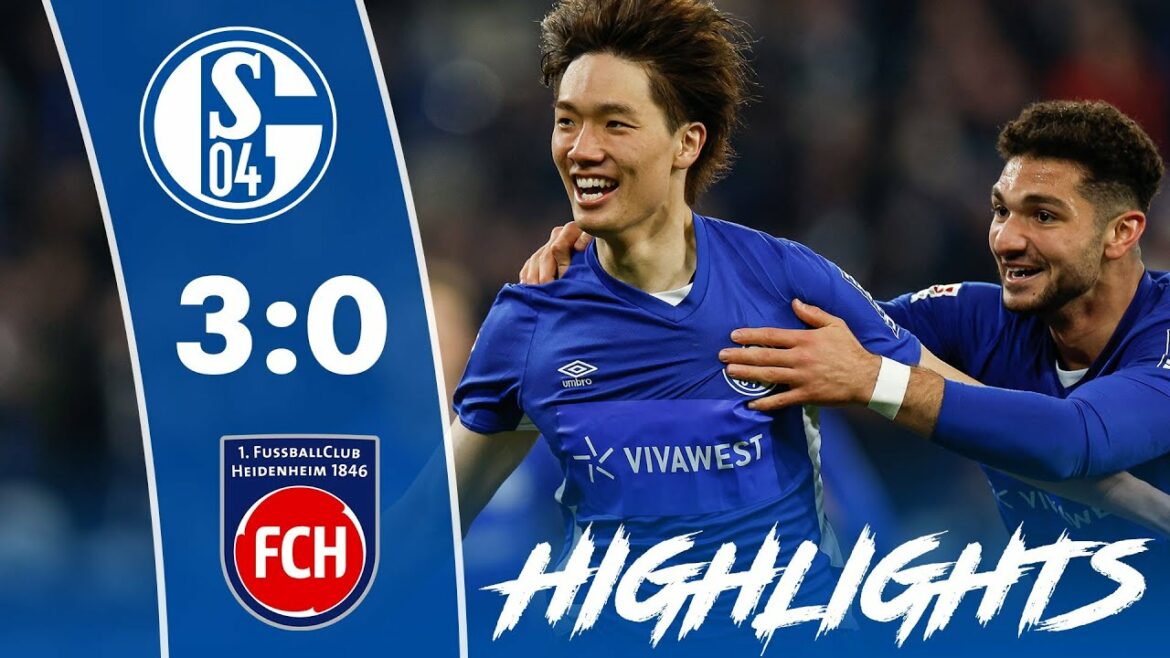 ITAKURA permet à tout le monde de sortir |  Faits saillants |  FC Schalke 04 - 1.FC Heidenheim 3:0