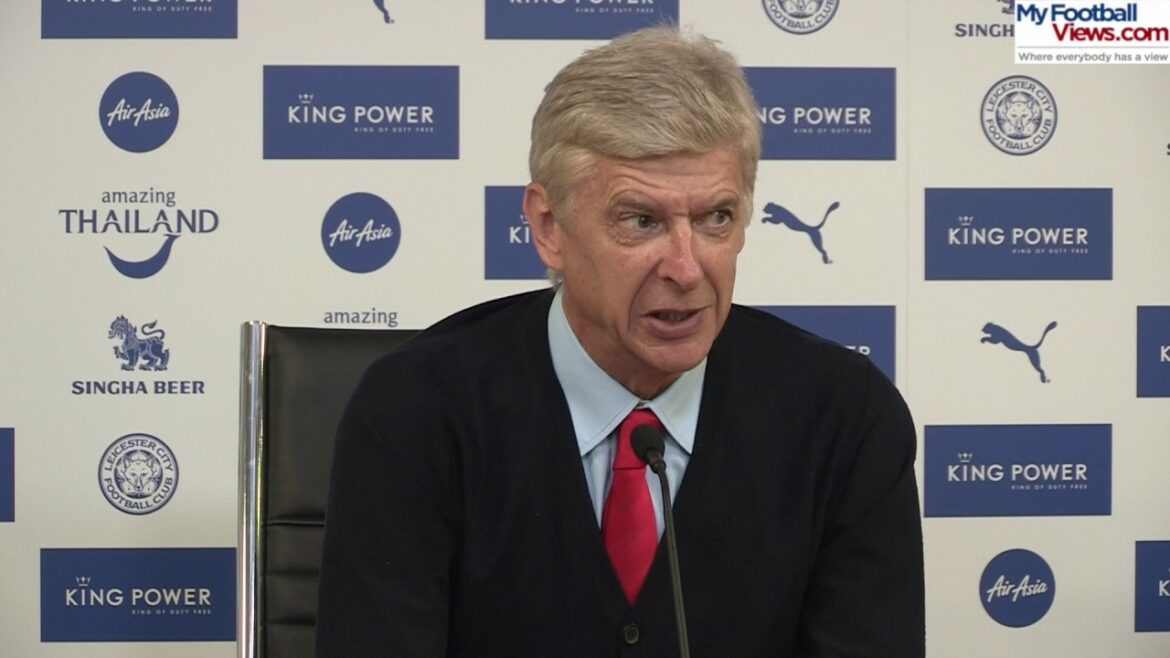 Wenger : Takuma Asano n'a pas réussi à obtenir un permis de travail
