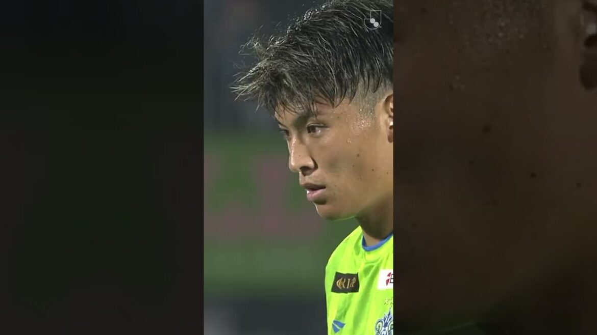 Machino dit mon penalty, mon but.  🟢🔵