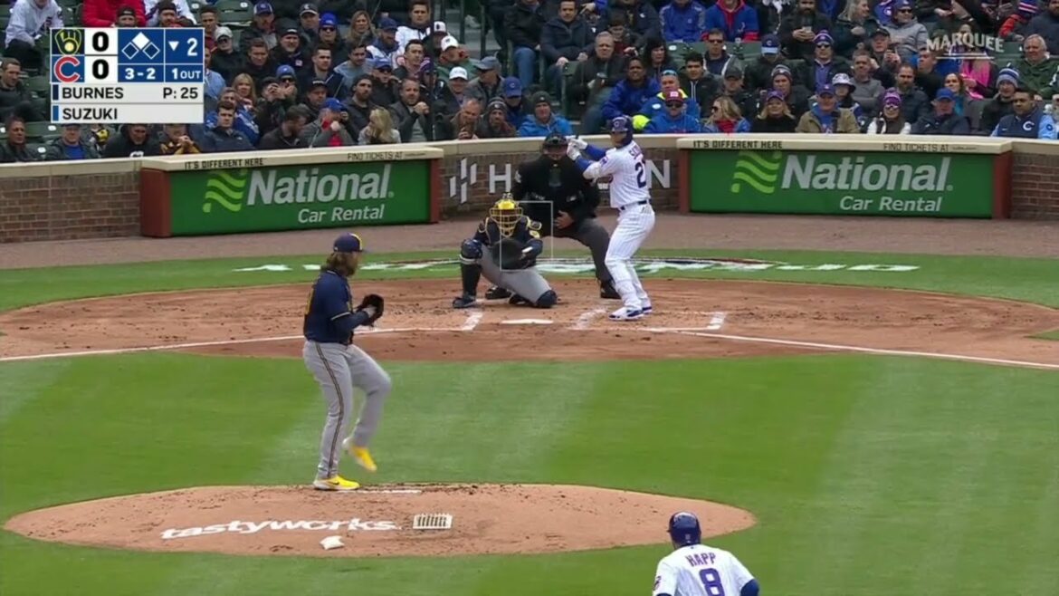 Cubs Seiya Suzuki montre une sélection de balles exceptionnelle lors du premier match à domicile! Collant et collant 2 balades !