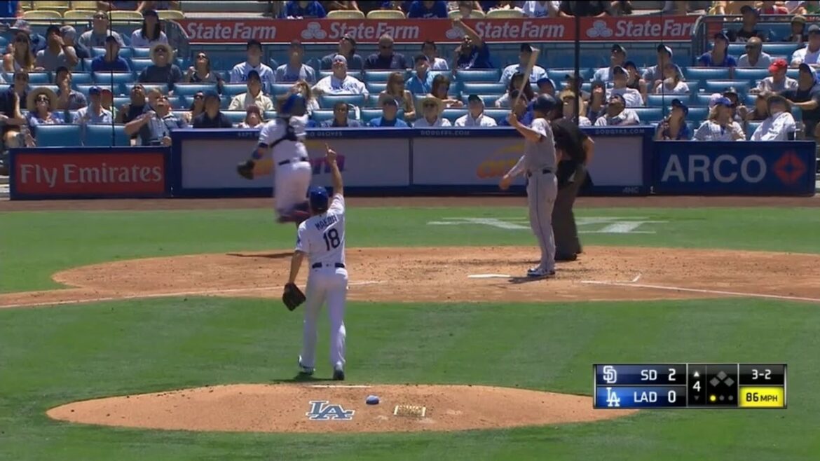 17/8/14 Kenta Maeda contre Padres Kenta Maeda contre Padres plein point culminant