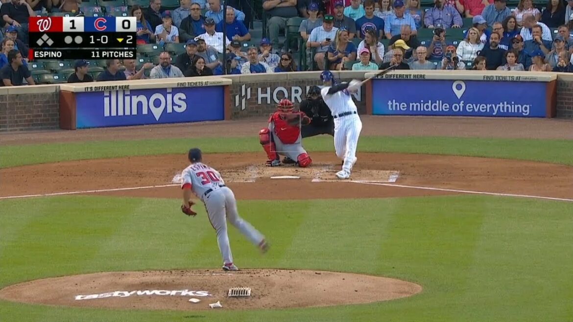 Bonjour! Coup de circuit en solo de Seiya Suzuki n ° 9! J'ai attrapé une balle qui se casse et je l'ai amenée dans le stand de gauche !  !  !