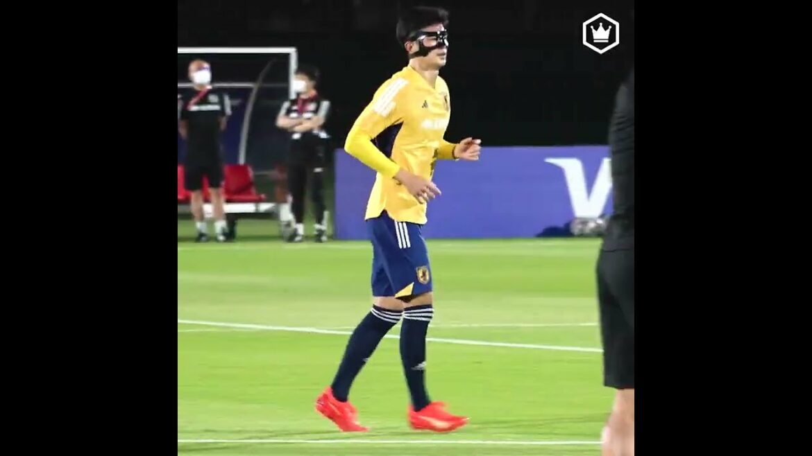 Shogo Taniguchi s'entraîne pour la première fois en "style Batman" #Coupe du Monde