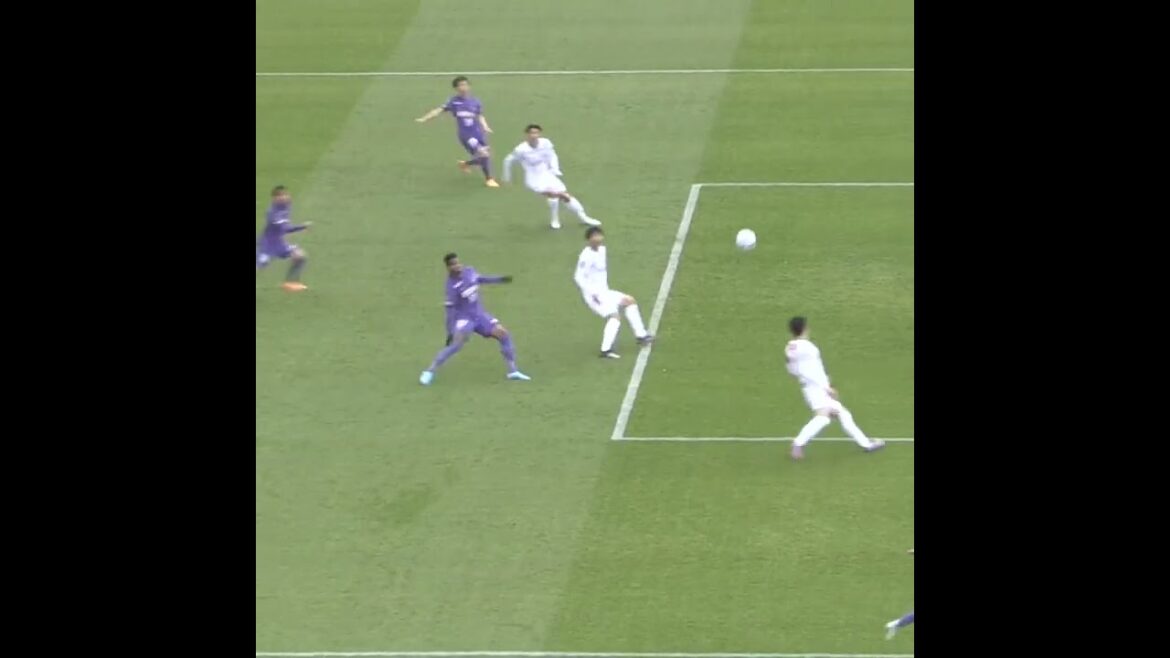 Ne lâchez jamais l'objectif ! Découvrez le succès de Shogo Taniguchi en J League 🎥🔥[Clipping]2 décembre 2022 #short