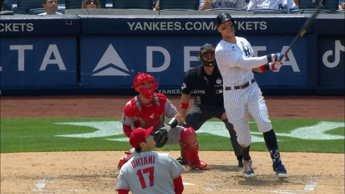 Aaron Judge prend Shohei Ohtani en profondeur !! (La bataille des étoiles va au juge dans Yankees vs Angels !!) Aaron Judge prend Shohei Ohtani en profondeur !! (La bataille des étoiles va au juge dans Yankees vs Angels !!)
