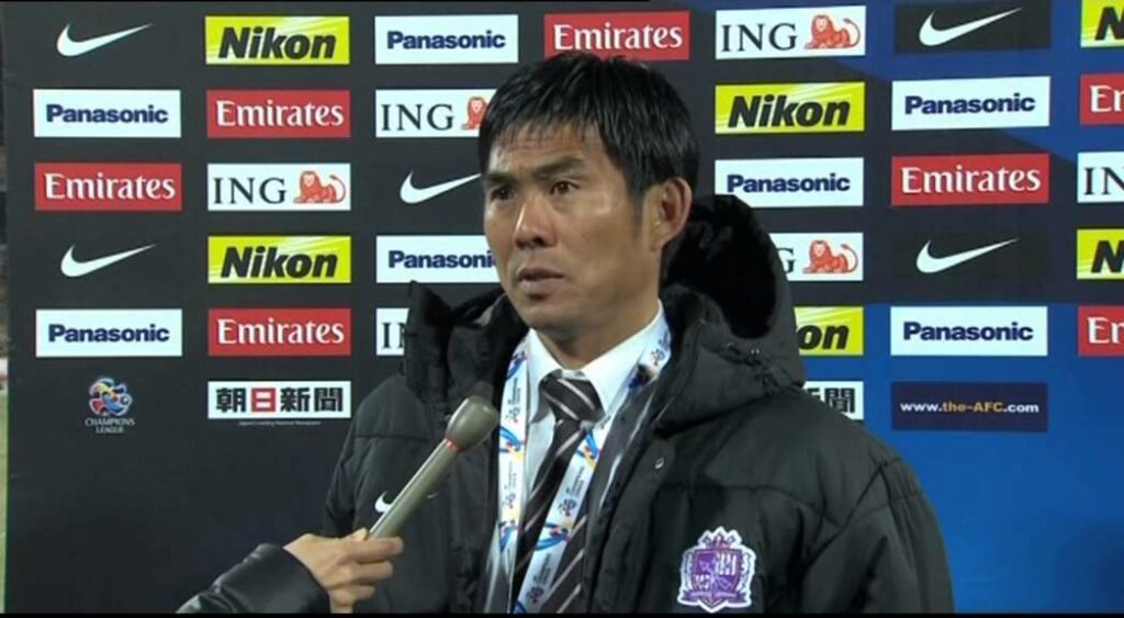 Interview : Hajime Moriyasu, entraîneur - Sanfrecce Hiroshima (en japonais)