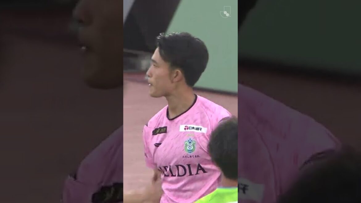 "Pas si facile" - a déclaré le garçon d'anniversaire 🥳 Kosei Tani de Shonan Bellmare 🇯🇵 @JLEAGUEInternational