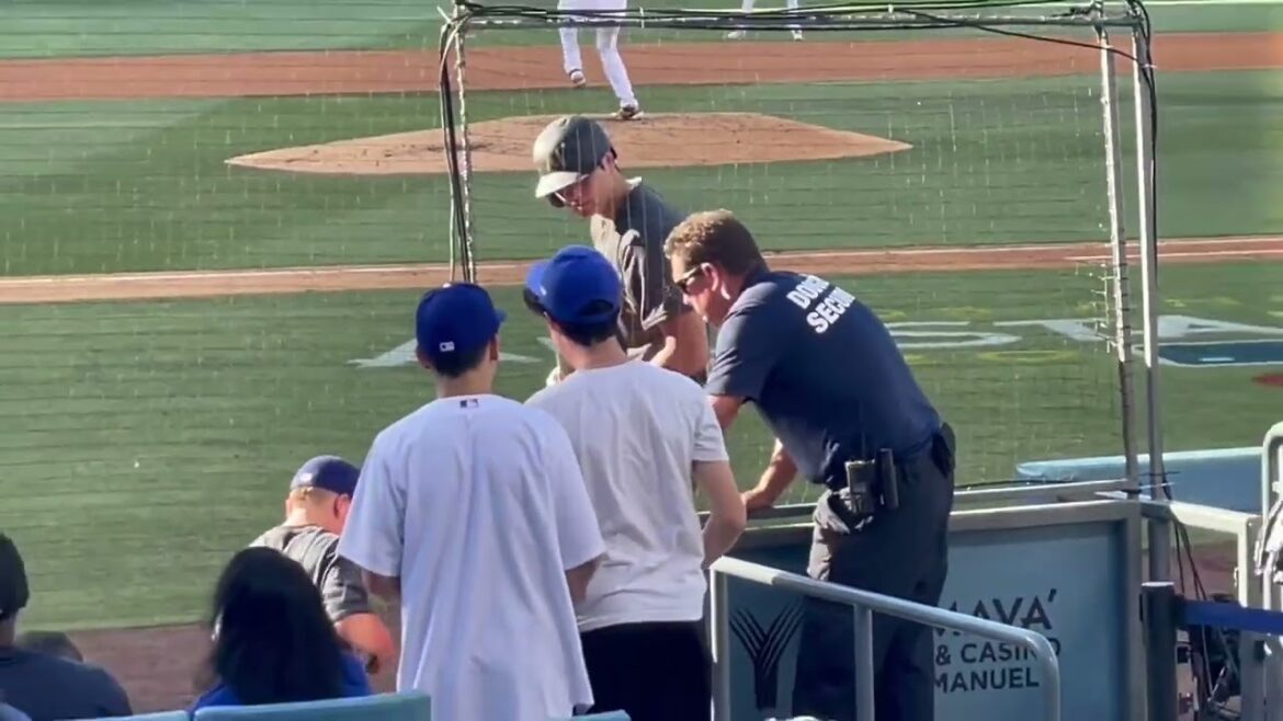 Shohei Ohtani est gentil avec les enfants