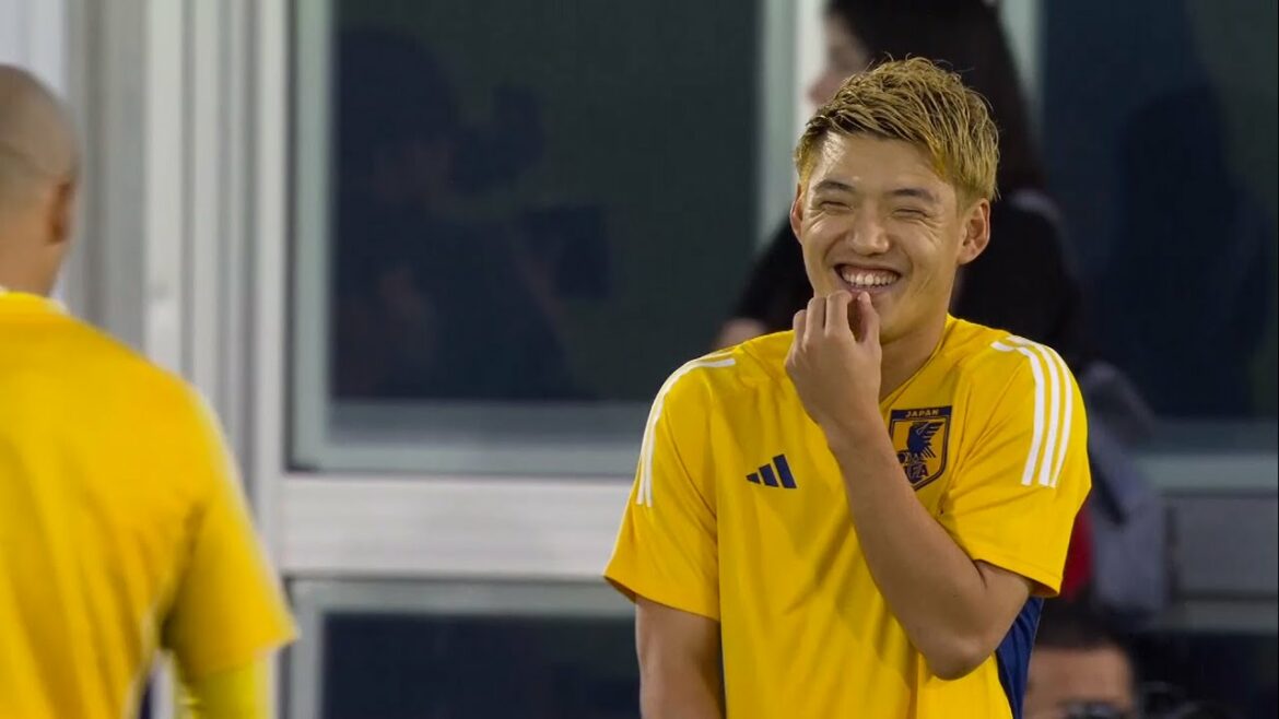 Les tueurs géants du Japon s'entraînent avant les huitièmes de finale de la Croatie