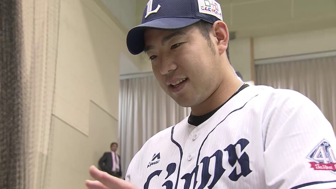 Yusei Kikuchi retourne à son alma mater, Hanamaki Higashi