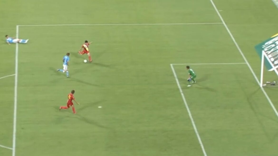 Yuki Soma tire comme un mensonge devant le réalisateur Moriyasu