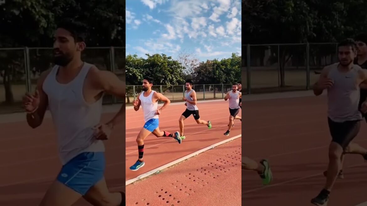 vidéo de motivation à l'entraînement !!  séance de course à pied athlétique !!  @pottavlogs6288 #armée #shorts #fitness