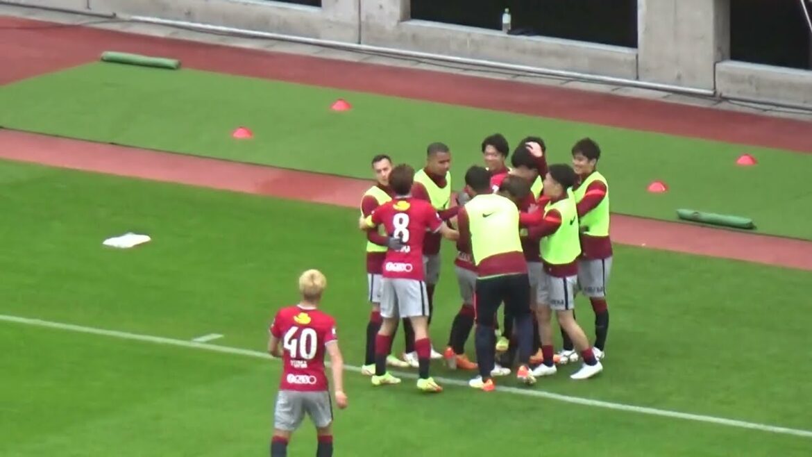 Le but de Kiyo Ueda Kashima Antlers VS Shonan Bellmare