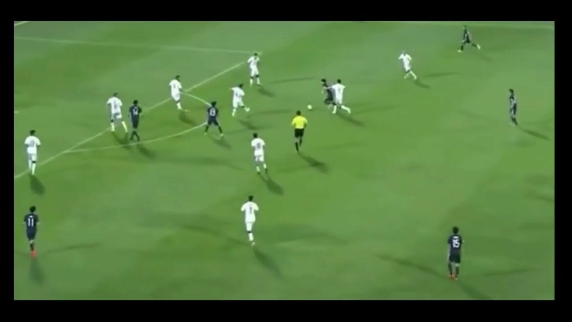 [Football]Sans quatre légendaires !  ! Veuillez voir le jeu du dribbleur de génie "Ritsu Doan".