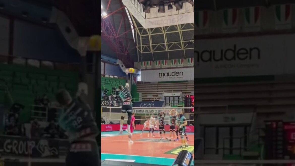 Block and Pipe Ran Takahashi Siena-Padova #rantakahashi #龍神nippon #pallavolo