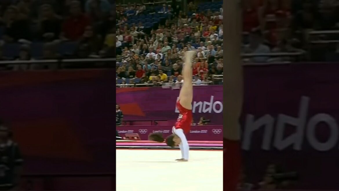 gymnastique intelligente, fille #sports #sport #youtubeshorts #shortsfeed #shorts #gymnast #gym #viralshort