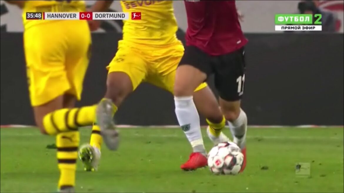 Takuma Asano incroyable roulette contre BVB Dortmund HD 1080p