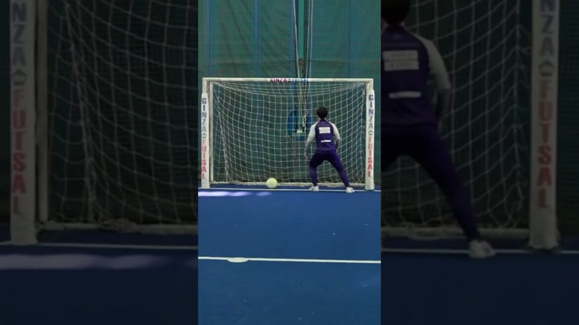 L'incroyable but de Daizen Maeda⁈ !