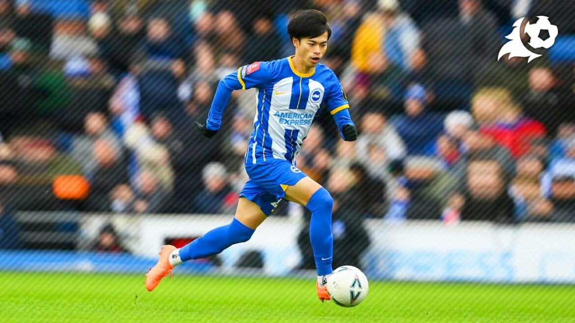 Kaoru Mitoma est passé maître dans l'art du dribble !