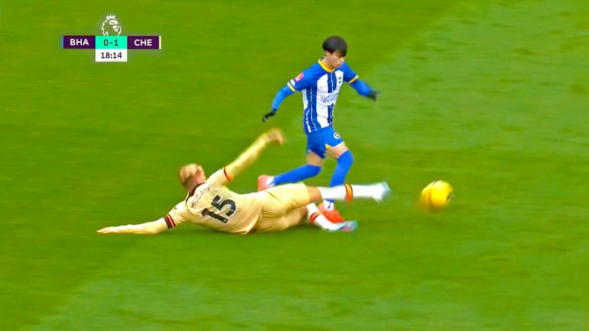 Mykhailo Mudryk contre Kaoru Mitoma - Qui est le MEILLEUR !?  🔥