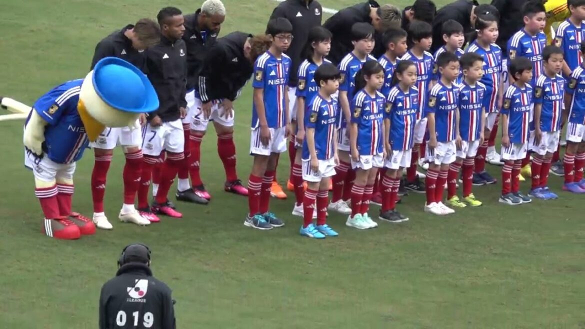 F Marinos vs Urawa Reds Coup d'envoi ! Pouvez-vous l'intégrer dans le développement du match comme un champion ?  ! Début du jeu en vedette !