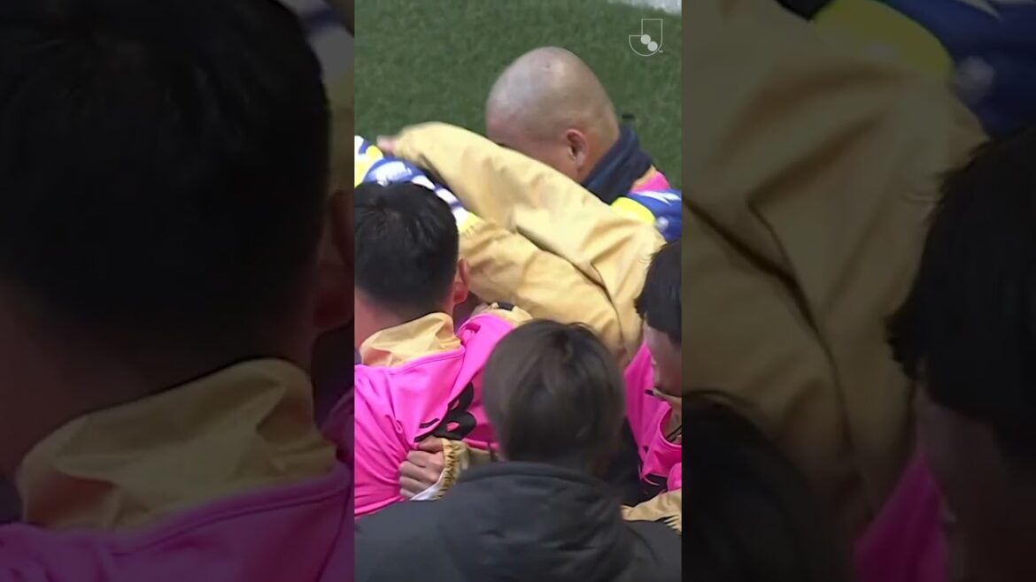 😱 Ryonosuke Kabayama a déchiré la défense en lambeaux.  💨 @JLEAGUEInternational #short