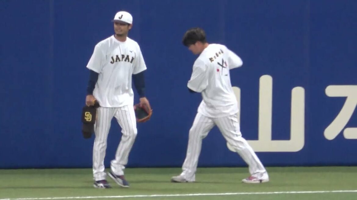 [Samurai Japan]Munetaka Murakami est curieux du gros plan sur Noot Bar et Yu Darvish.