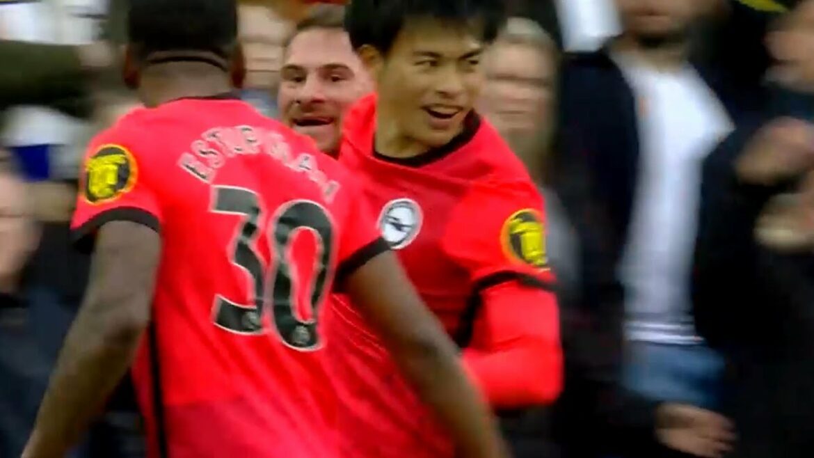 Kaoru Mitoma qui laisse le plat principal jusqu'à la fin