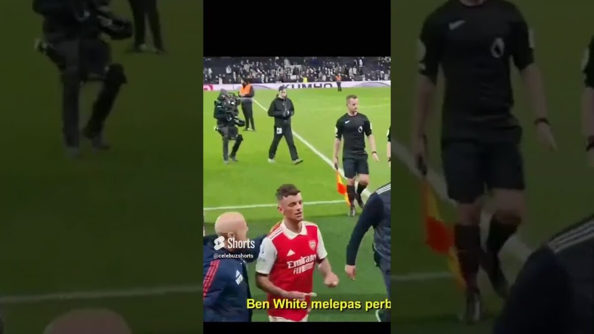 Respect!  Tomiyasu Top Human Being d'Arsenal #shorts #arsenal #saveearth