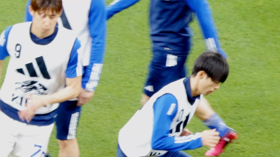 [Kaoru Mitoma]Hiroki Ito qui marque à fond Mitoma | Kirin Challenge Cup 2023 [2023年3月24日 国立競技場]