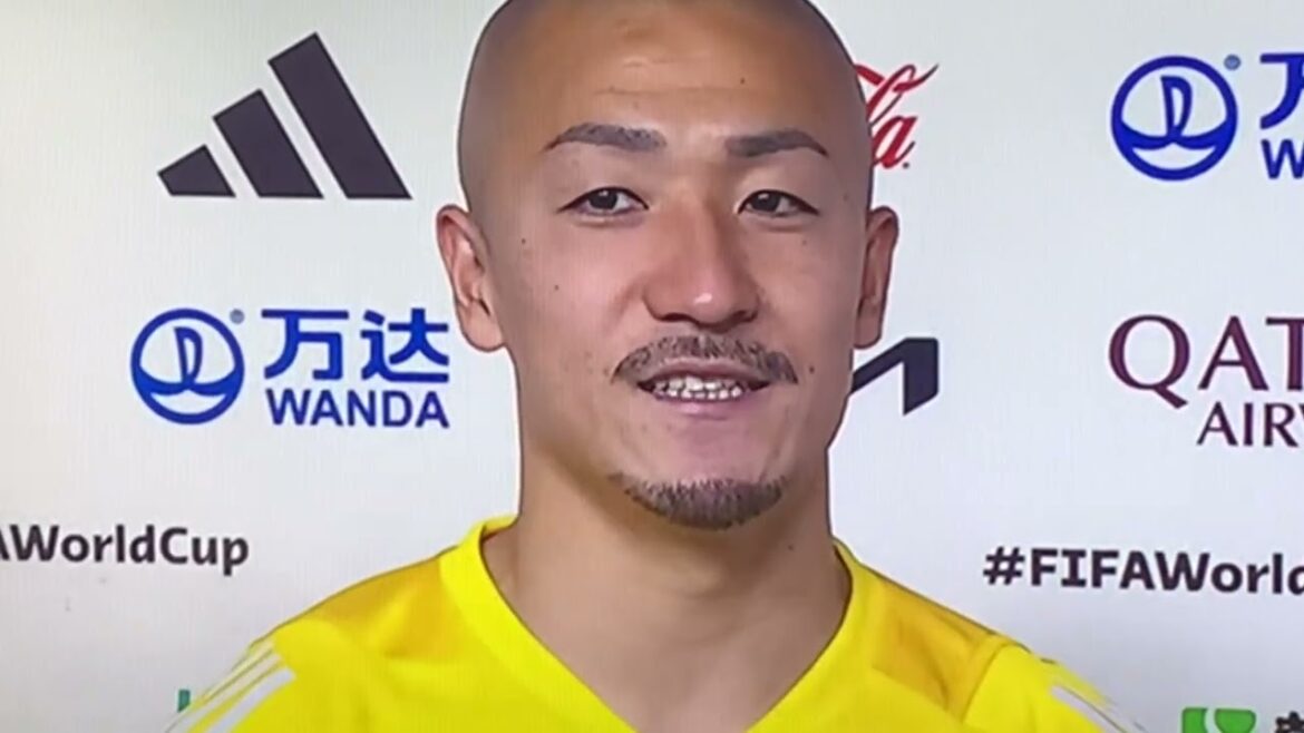 Daizen Maeda Vous avez fait un super match Entretien d'après-match 2022/11/23 Équipe nationale du Japon contre l'Allemagne Daizen Maeda