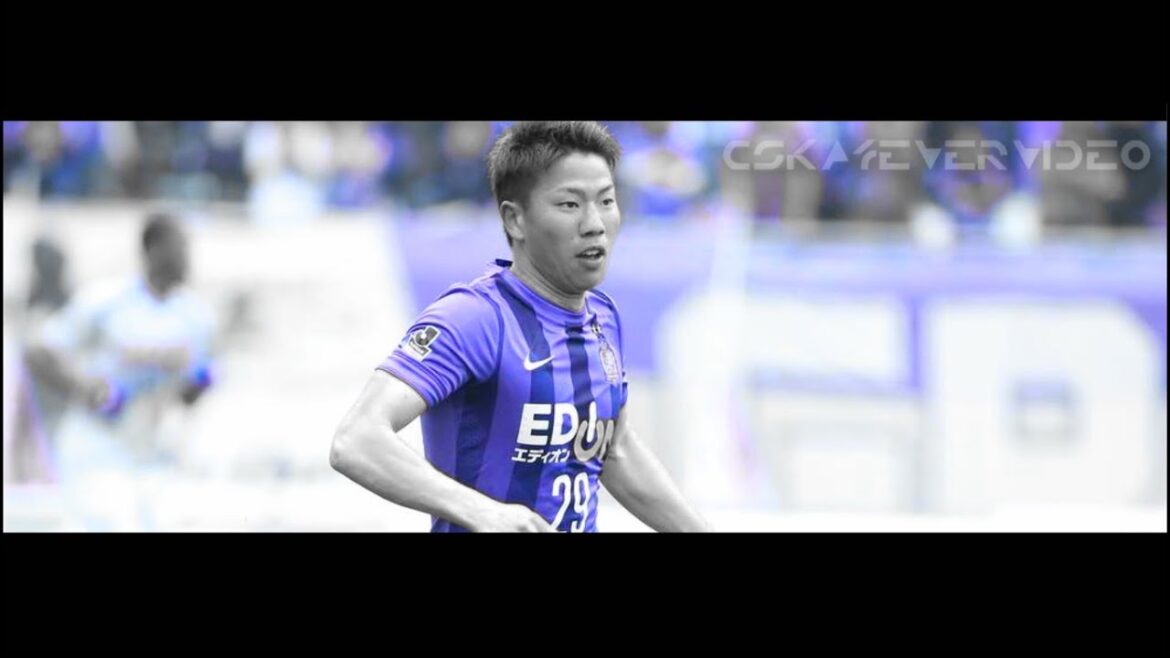 Takuma Asano Super Talent ► Compétences Dribble Assist Goals /4K Ultra HD/ 2015
