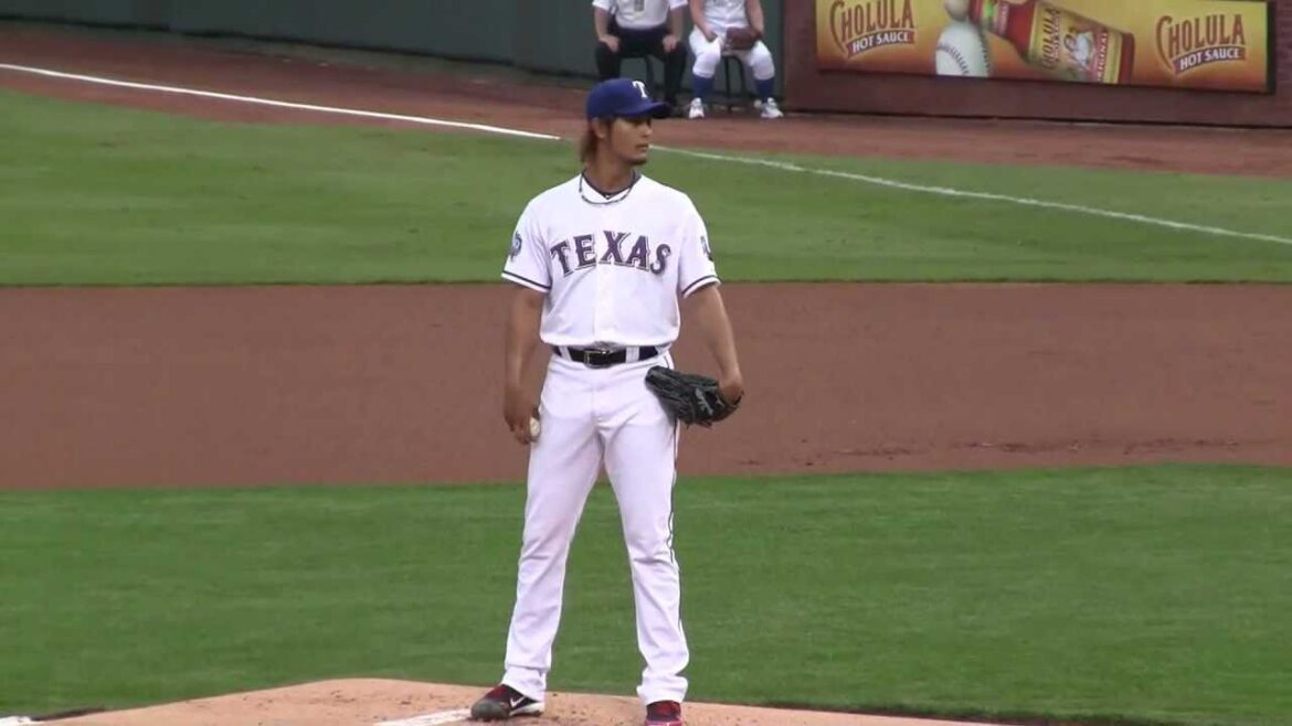 Yu Darvish contre Ichiro Suzuki (1er AB) 4/9/12 Texas Rangers