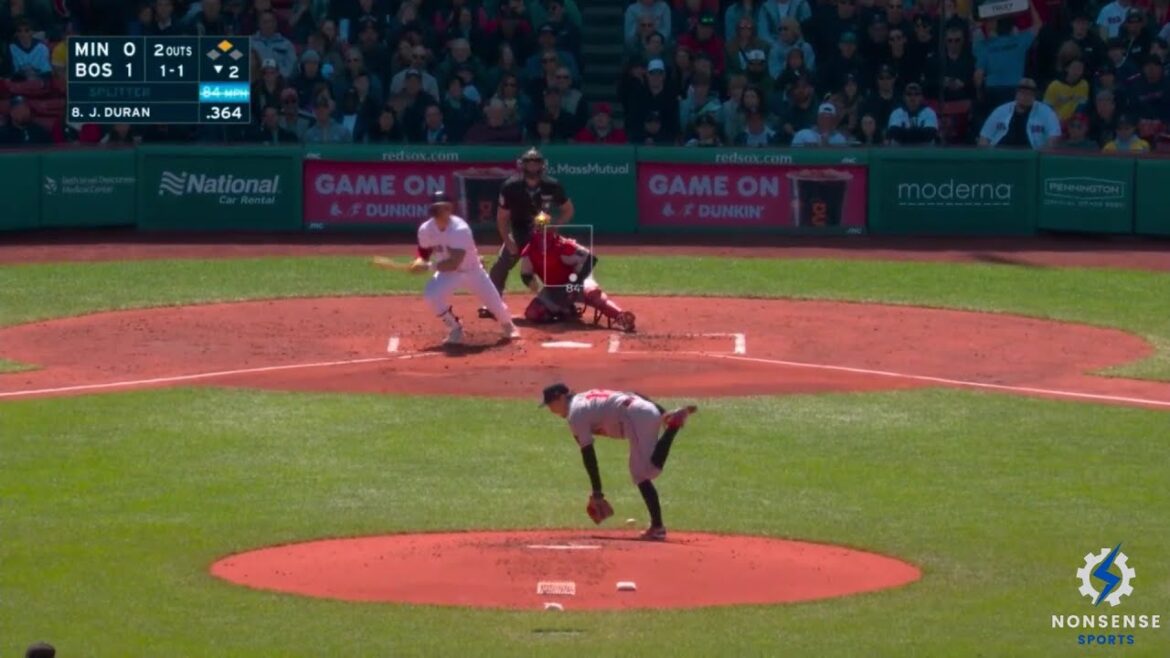 Twins Pitcher Kenta Maeda emmène le comebacker de 111 MPH au Shin avec un son brutal