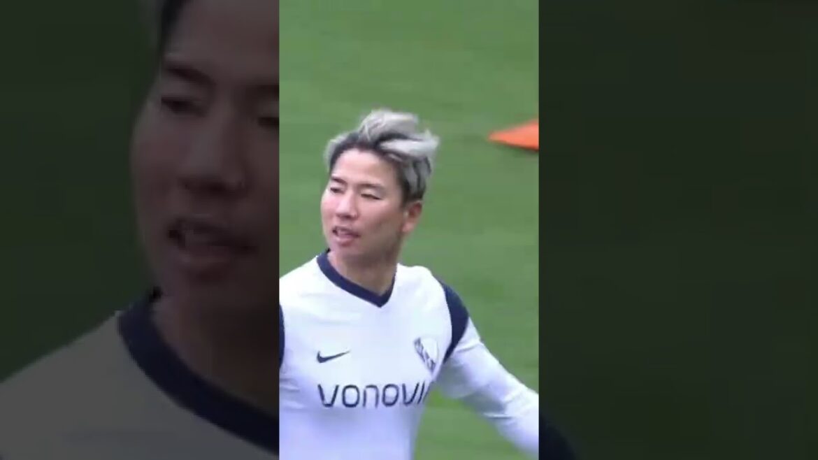 Takuma Asano qui ne connaissait pas le film Hansi #soccer