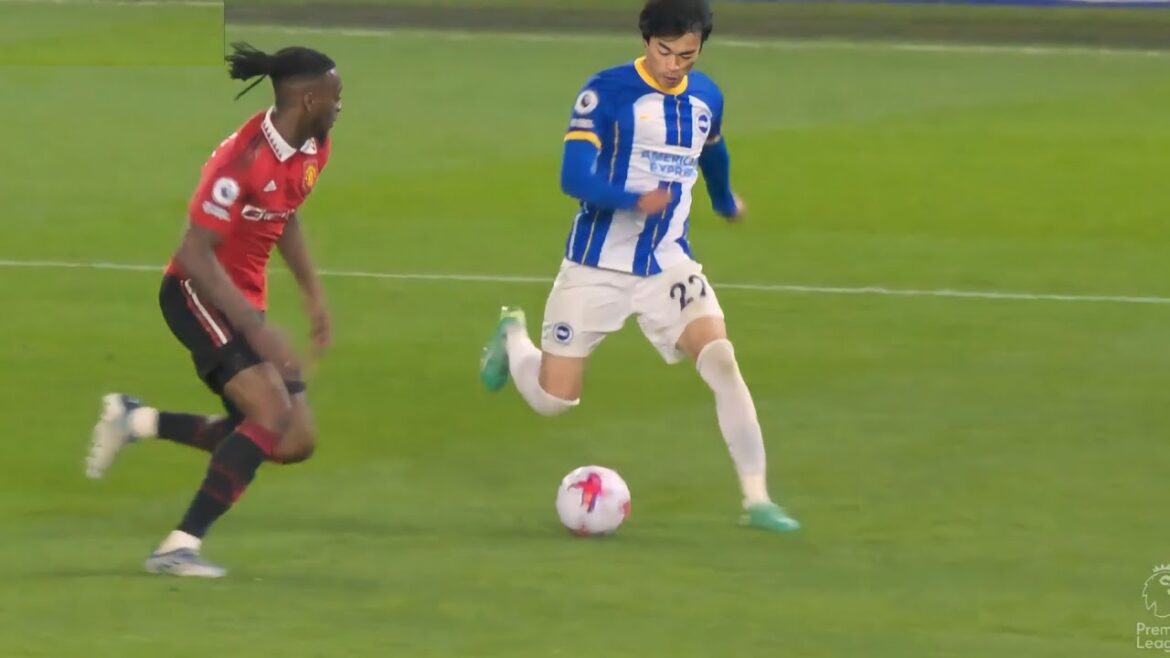 Kaoru Mitoma joue juste au beau football et humilie Wan Bissaka Kaoru Mitoma joue juste au beau football et humilie Wan Bissaka