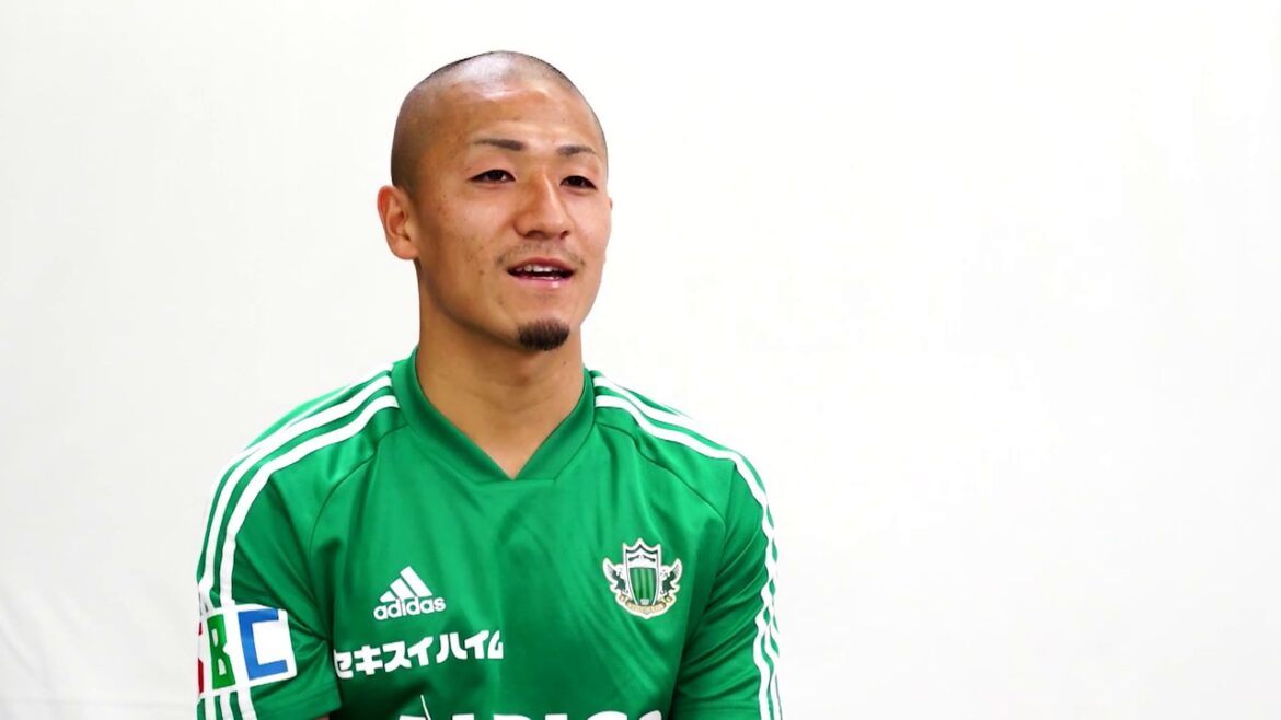 "Je pense qu'il est important pour l'équipe de terminer en première position, donc je veux y contribuer." INTERVIEW SPÉCIALE RISING STARS Edité par Daizen Maeda