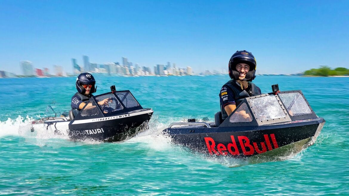 Les pilotes de F1 font la course sur des TINY Jet Boats ! (Daniel contre Yuki) đ€ Les pilotes de F1 font la course sur des TINY Jet Boats ! (Daniel contre Yuki) đ€