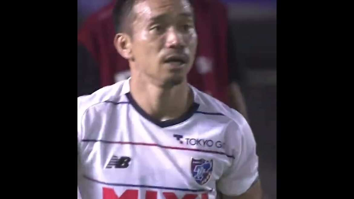 Courez autour du terrain d'endurance sans fond et inspirez vos amis ! Découvrez le jeu de la J-League de Yuto Nagatomo 🎥[clipping]8 décembre 2022 #shorts