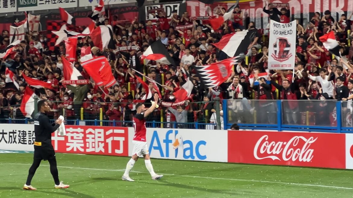 [Urawa Red Diamonds]Kashiwa Killer Alex Charek derrière le but[Kashiwa Reysol vs Urawa Red Diamonds]