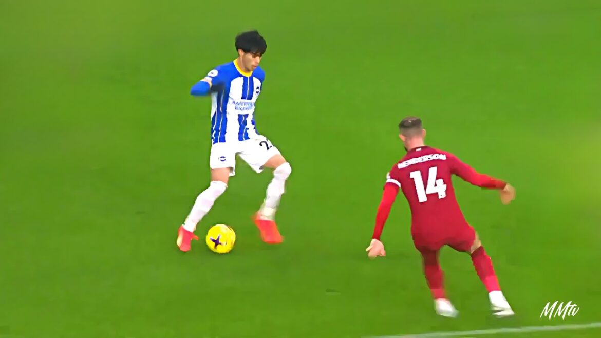 Play collection 2023 qui montre à quel point Kaoru Mitoma est formidable