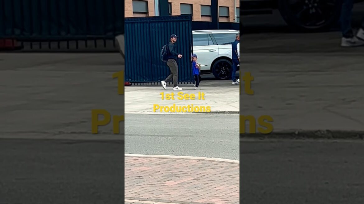 Seiya Suzuki After A… ‘W’ #cubs #baseball #mlb Nommez l’architecte qui a conçu Wrigley Field ? _ Seiya Suzuki After A... 'W' #cubs #baseball #mlb Nommez l'architecte qui a conçu Wrigley Field ? ___