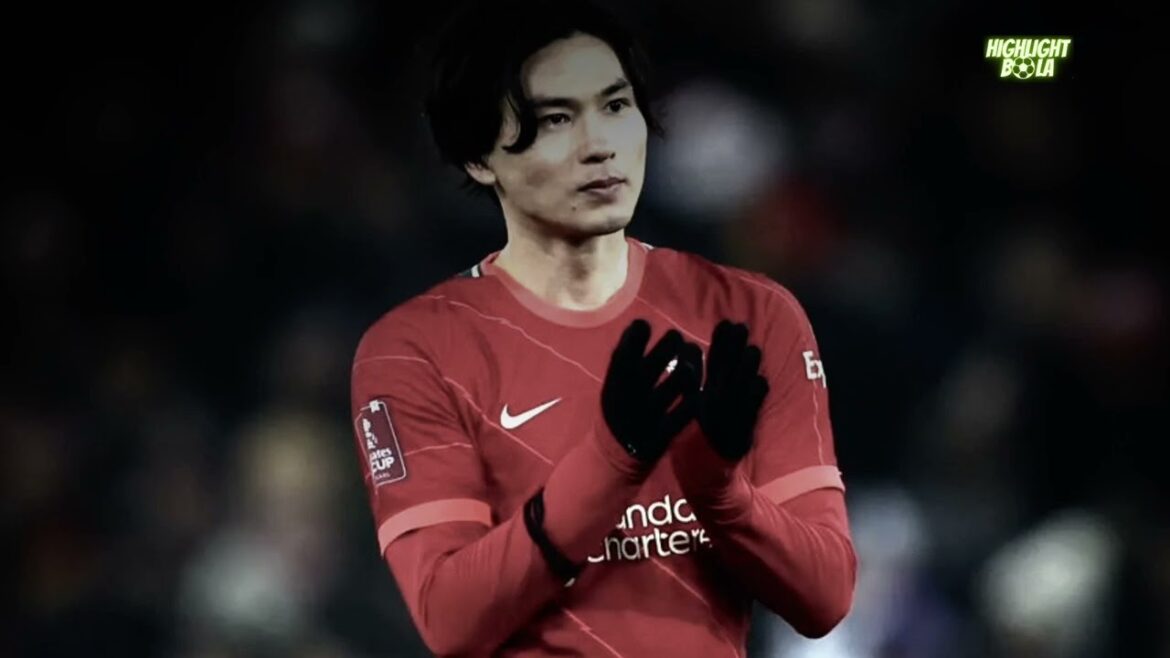 L'histoire du transfert de Takumi Minamino, considérée comme une pure action commerciale #virale #tendance #fyp