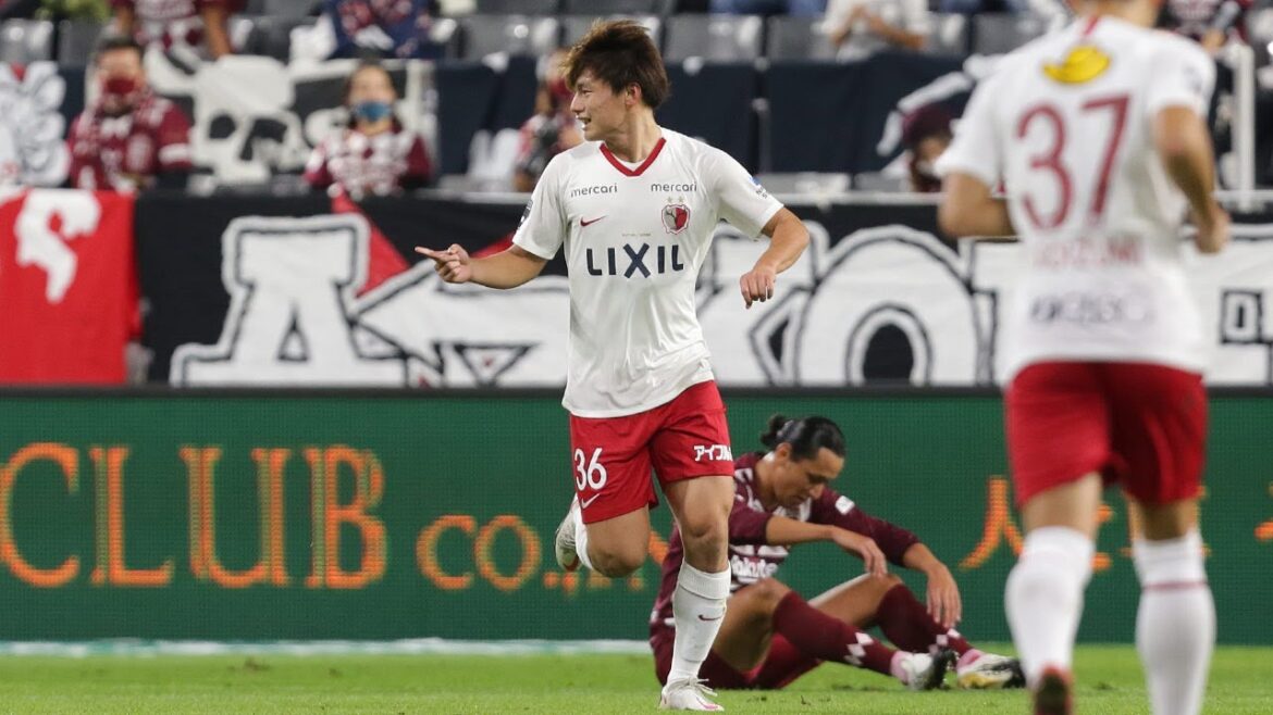 [But ramassé de la section 33]Kobe vs Kashima Kiyo Ueda (Kashima) 12 minutes