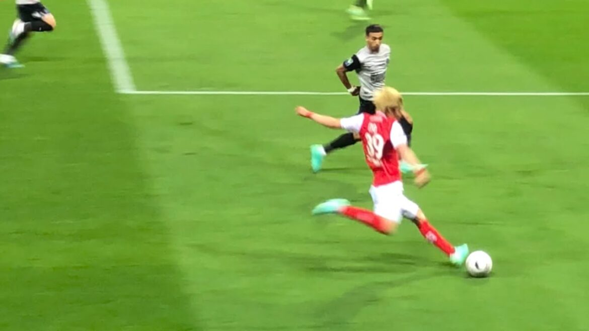 J'ai regardé un match de Junya Ito, le speedster de l'équipe nationale japonaise, à Reims.